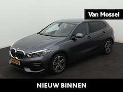 BMW 1-serie - 118i Executive Edition | VIRTUAL COCKPIT | LANE ASSIST | SFEERVERLICHTING | NAVIGATIE | CL