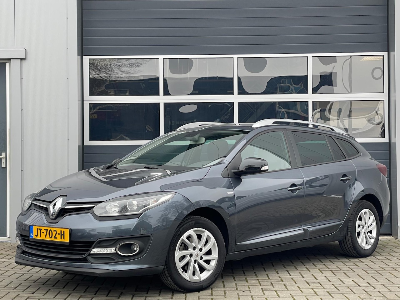 Renault Mégane Estate - 1.2 TCe Limited | Navi | Panoramadak | PDC | Climate control | Cruise control - AutoWereld.nl