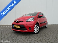 Toyota Aygo - 1.0 VVT-i Aspiration Airco Bluetooth Lage km's