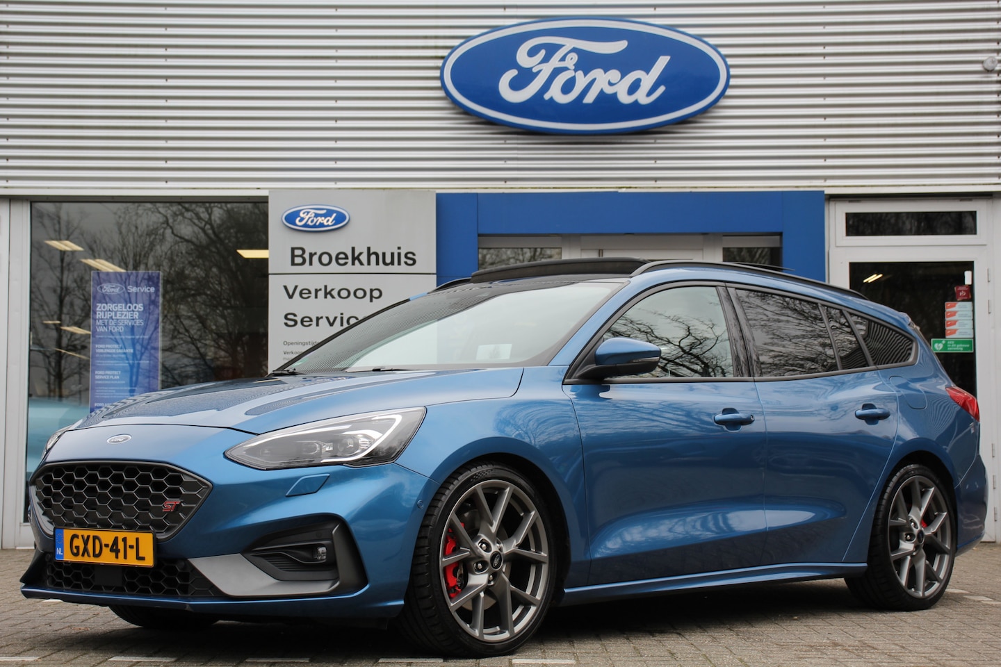 Ford Focus Wagon - ST-3 2.3 EcoBoost 280PK | VOL! | DEALER OH | PANO DAK | ADAPTIVE CRUISE | 19'' LMV | HEAD - AutoWereld.nl