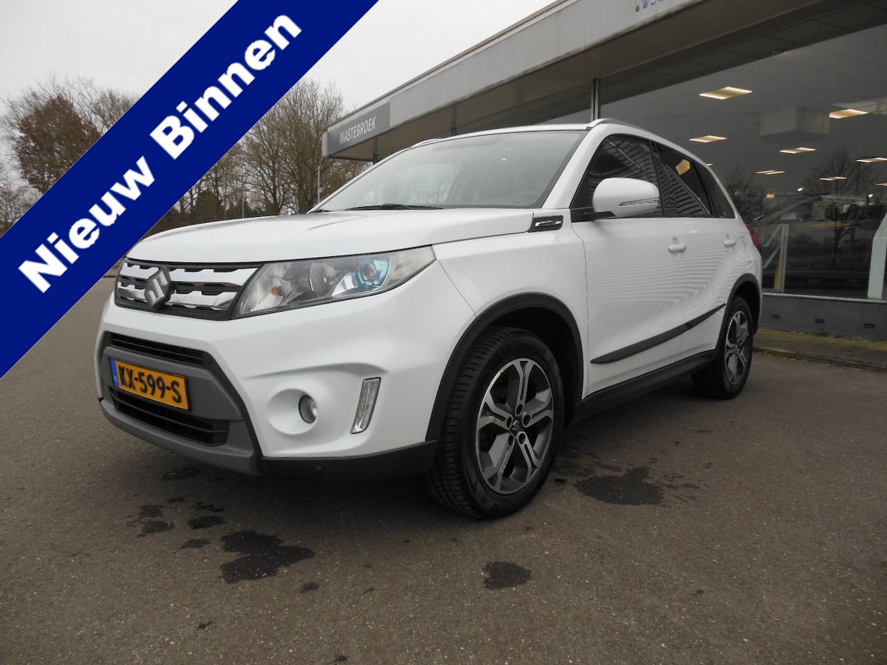 Suzuki Vitara - 1.6 High Executive Staat in Hoogeven - AutoWereld.nl