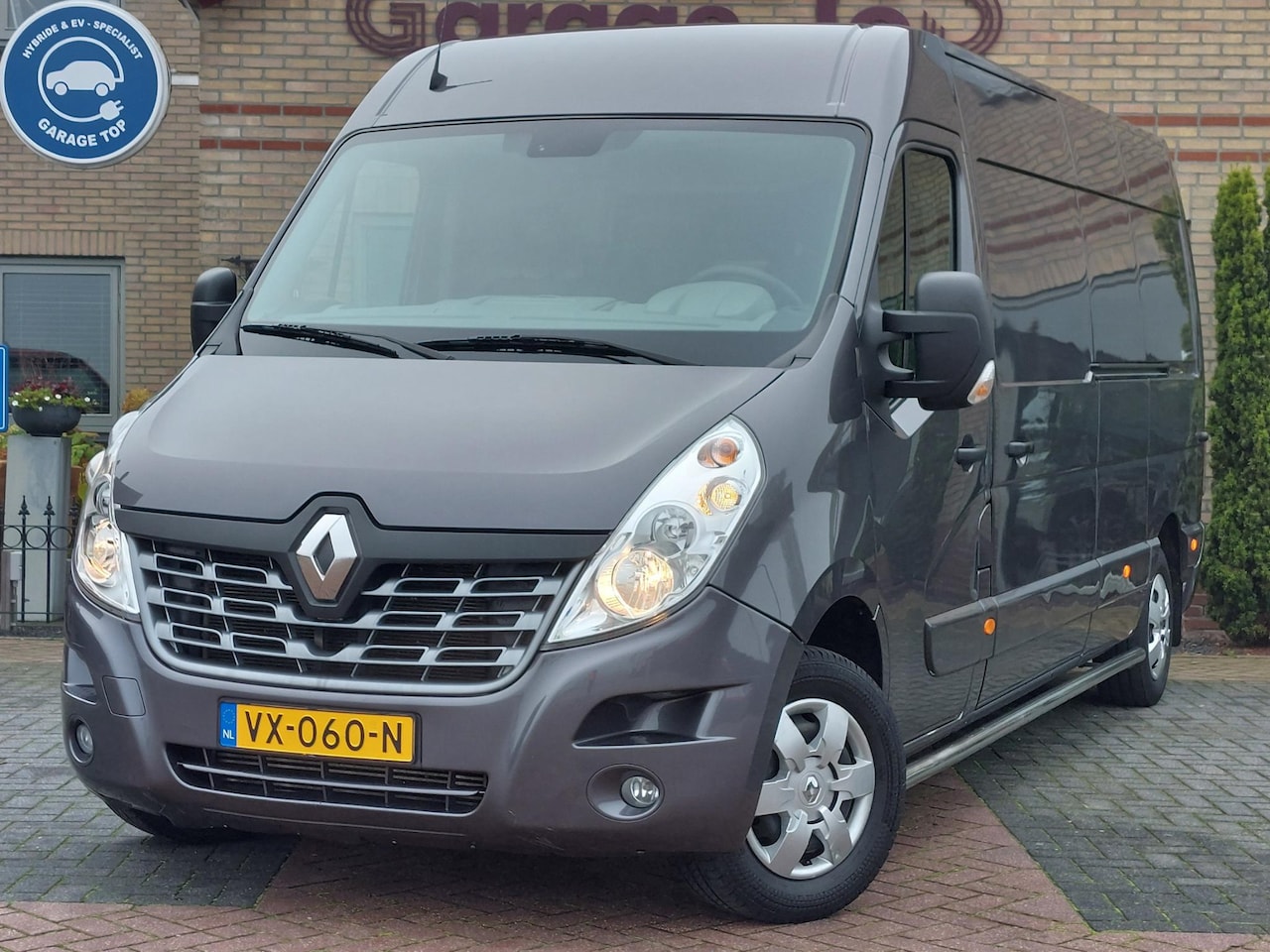 Renault Master - T35 2.3 dCi L3H2 | 2x schuifdeur | Trekhaak | 1e eigenaar - AutoWereld.nl