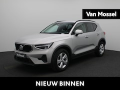 Volvo XC40 - T2 Momentum Core Aut. | NAVIGATIE | APPLE CARPLAY/ANDROID AUTO | ACHTERUITRIJCAMERA | LED