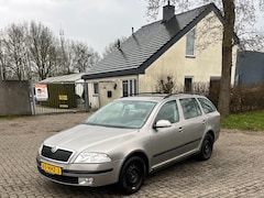 Skoda Octavia Combi - 1.6 FSI Tour