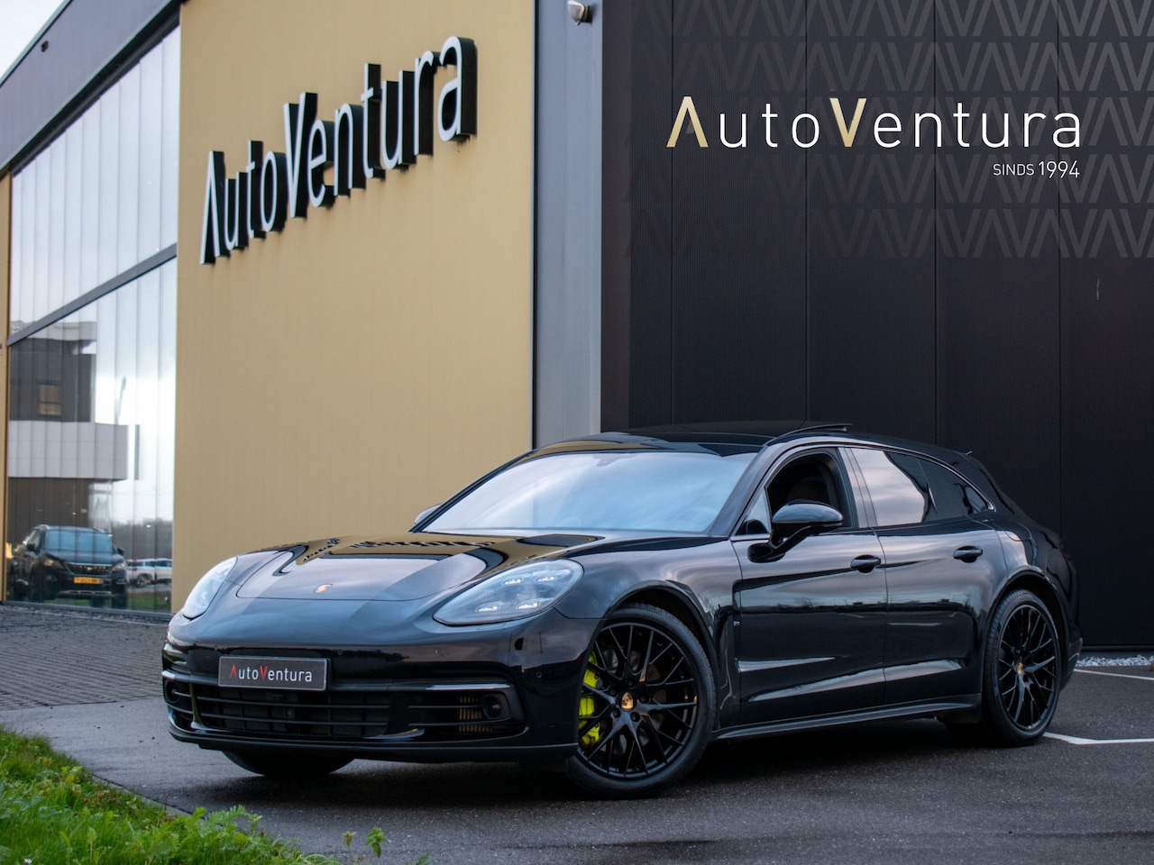 Porsche Panamera Sport Turismo - 2.9 4 E-Hybrid | Full option | Sturende achteras | Porsche dealer onderhouden | NAP - AutoWereld.nl