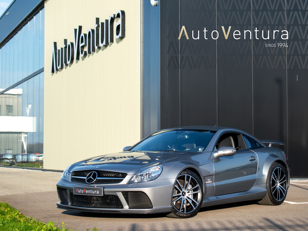 Mercedes-Benz SL-klasse - AMG 65 Black Series | 2.471 km | 1 of 350 | European Car - AutoWereld.nl