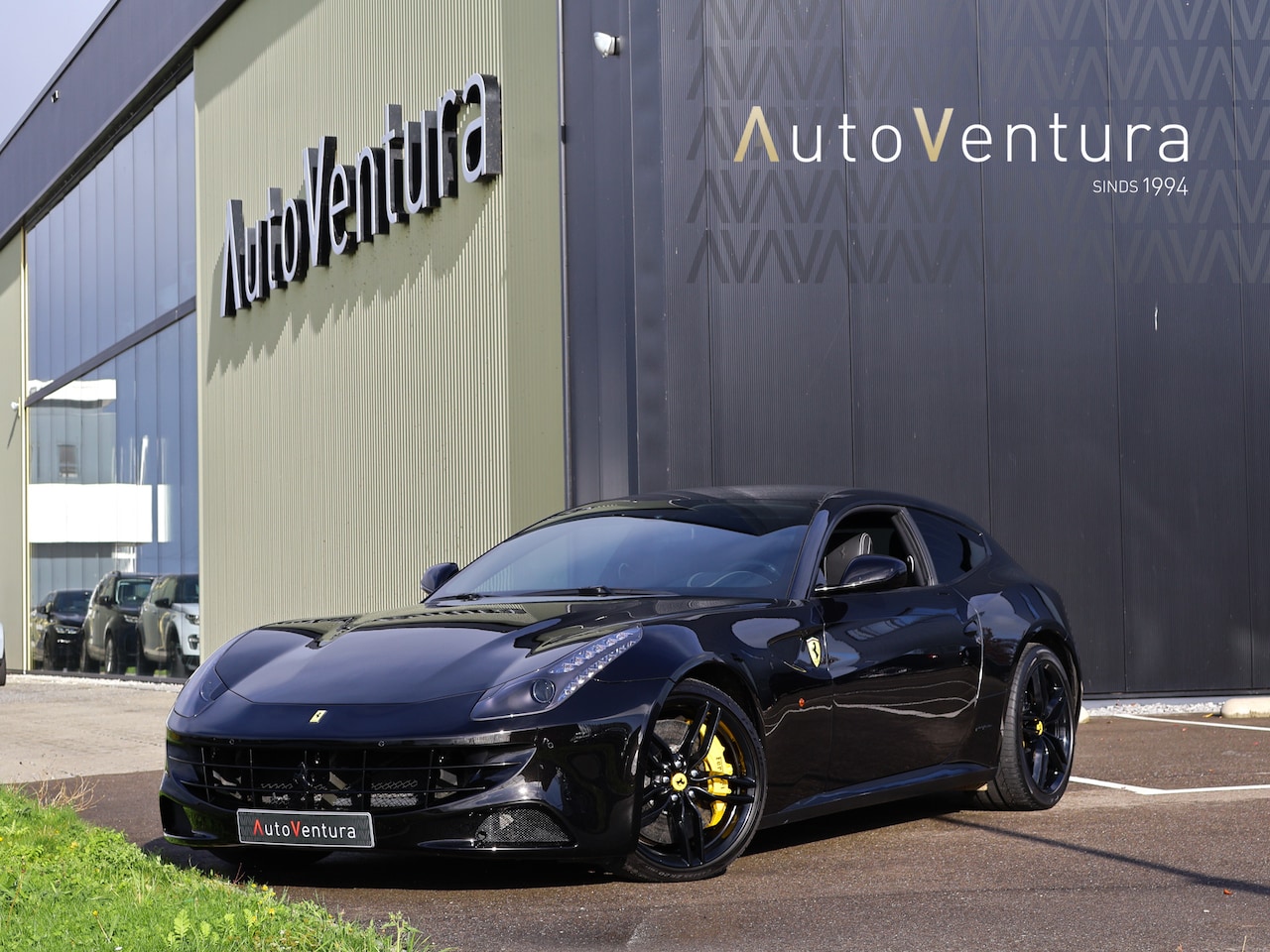 Ferrari FF - 6.3 V12 | Nero Daytona | BTW | - AutoWereld.nl