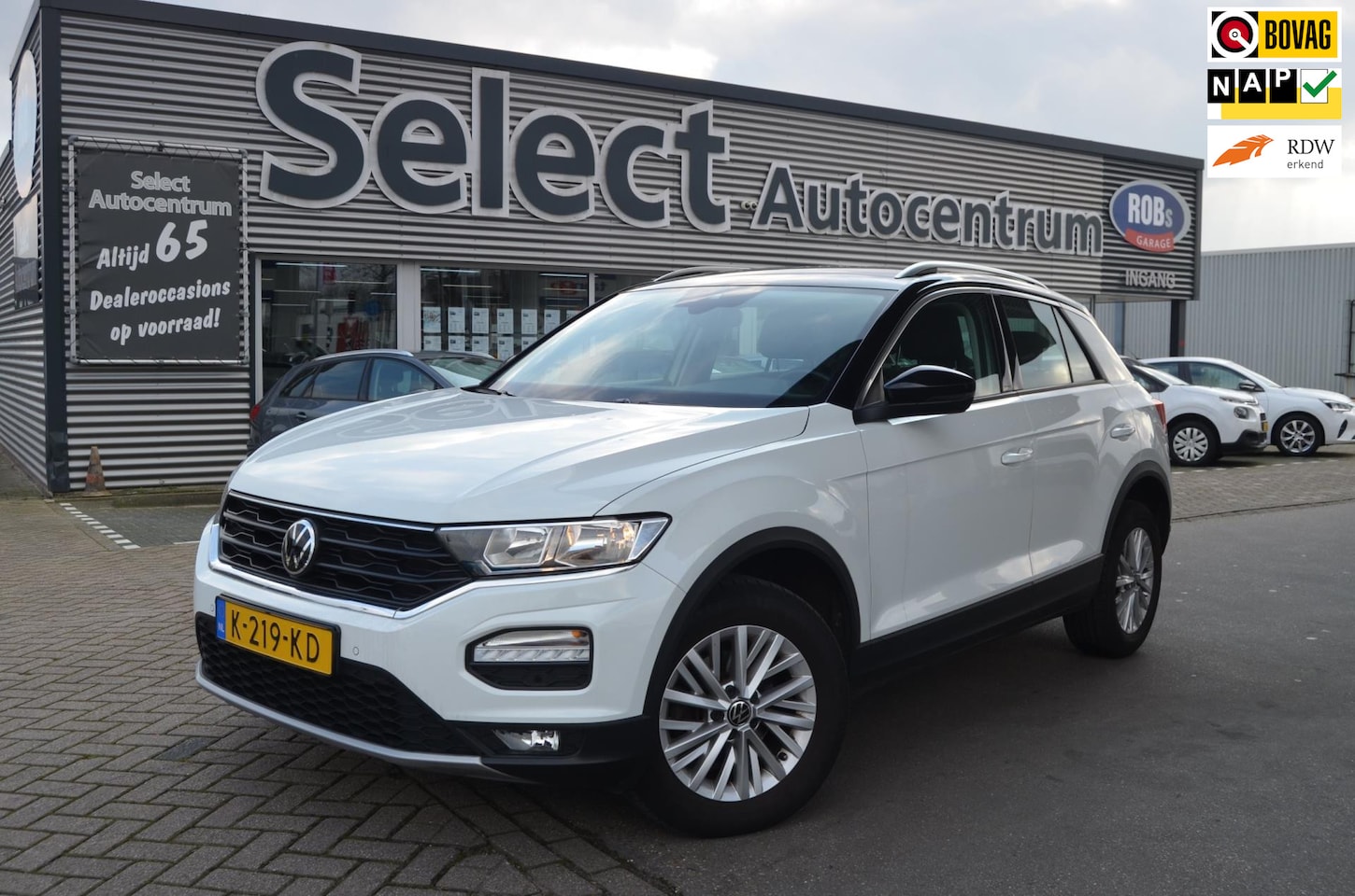 Volkswagen T-Roc - 1.0 TSI Style Business|DIGIDASH.|ELECTR.A.KLEP|ZWART DAK|TREKH.|NAVI|CRUISE - AutoWereld.nl