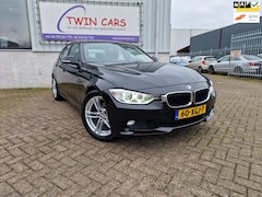 BMW 3-serie - 320i High Executive Navi Aut Xenon