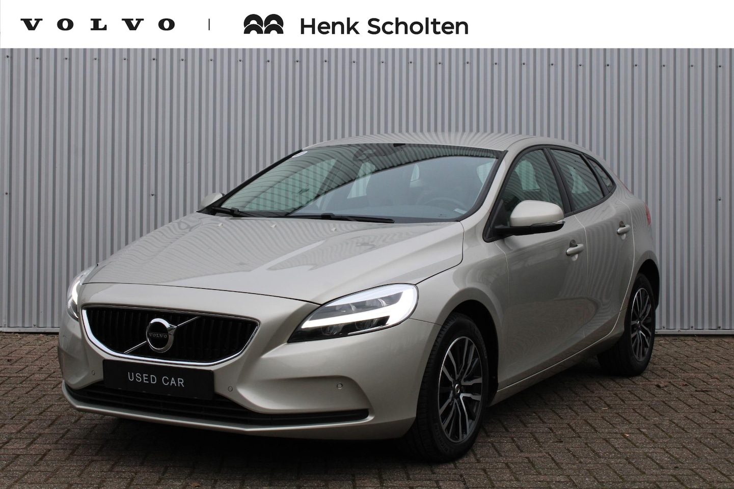 Volvo V40 - T2 Automaat Edition+ | Dealeronderhouden | Climate control | Stoelverwarming | Parkeersens - AutoWereld.nl