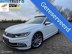 Volkswagen Passat - 1.4 TSI Highline Business R | Pano | ACC