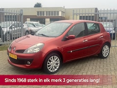 Renault Clio - 1.4-16V Exception 5 deurs 98PK NL AUTO NAP Leer l Airco l Cruise l LM velgen l MTF-stuur G