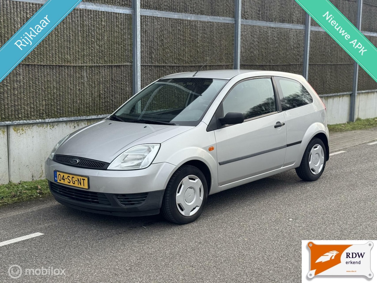 Ford Fiesta - 1.3-8V Ambiente NAP/NWE APK/LAGE KM STAND - AutoWereld.nl