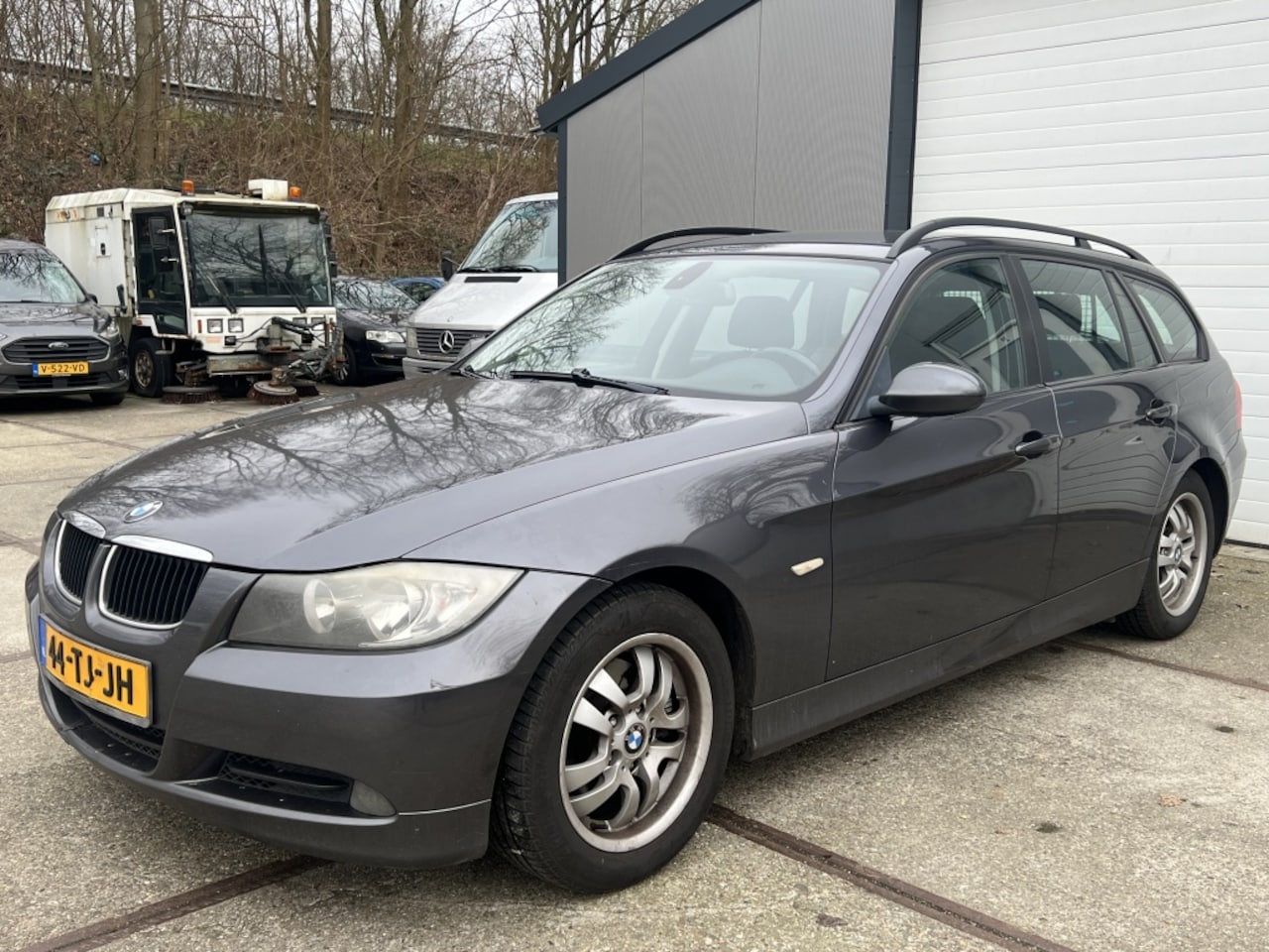 BMW 3-serie Touring - 320i High Executive | Clima | Leder | 6bak - AutoWereld.nl