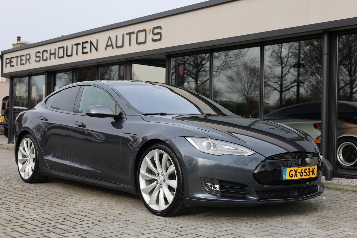 Tesla Model S - 85D AWD | Pano | Autopilot | Luchtvering | MCU2 | 21"LMV | - AutoWereld.nl