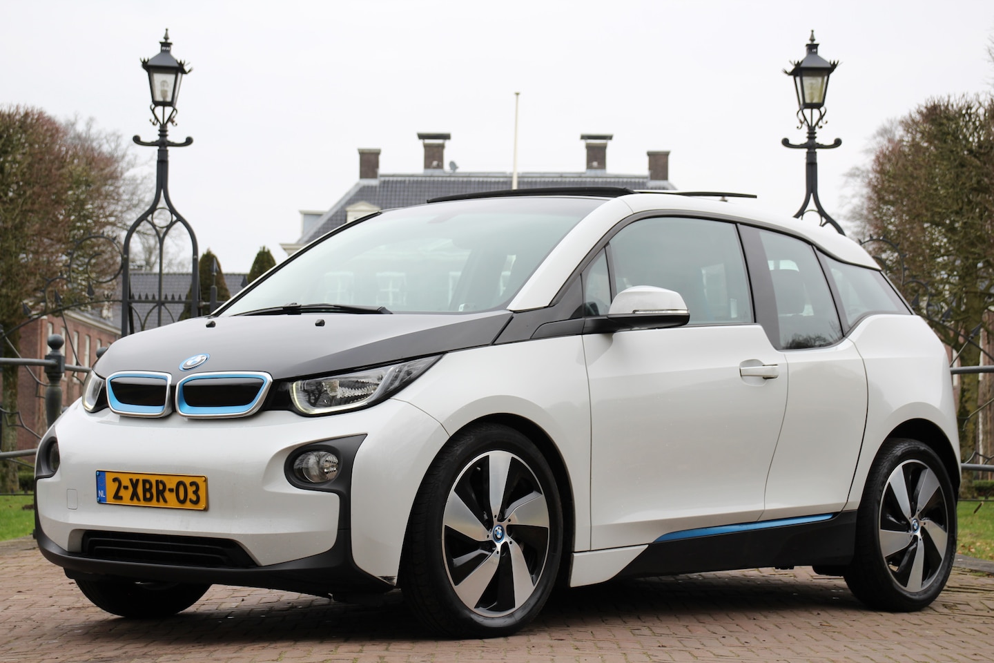 BMW i3 - Range Extender PANODAK | CLIMA | STOELVERWARMING | CRUISE | LM. VELGEN | PARK SENS ACHTER - AutoWereld.nl