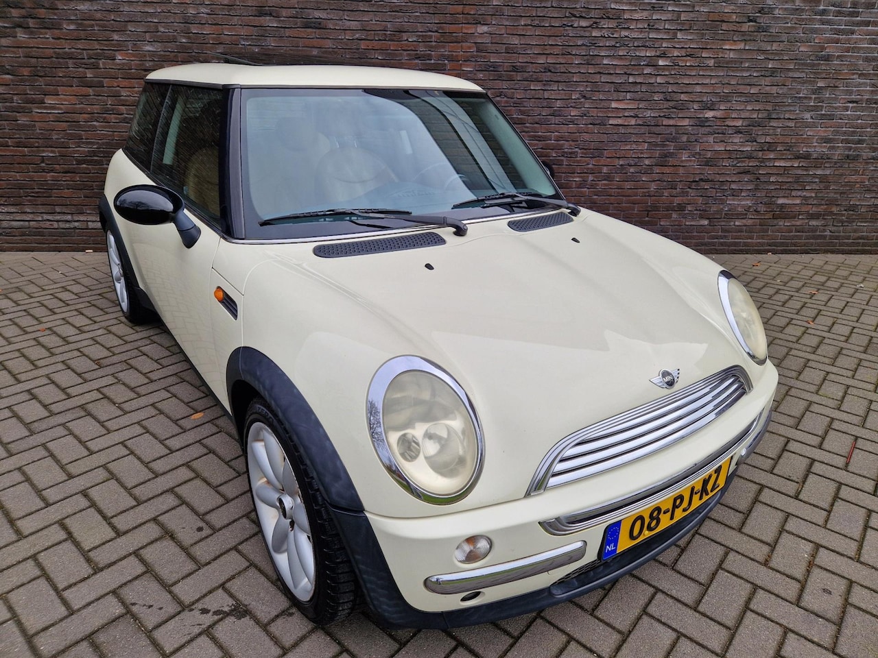 MINI Cooper - Mini 1.6 Chili cognac leer panorama cruise airco - AutoWereld.nl