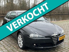 Alfa Romeo 147 - 1.6 T.Spark Veloce Progression airco elektrische ramen cv op afs leerbekeleding