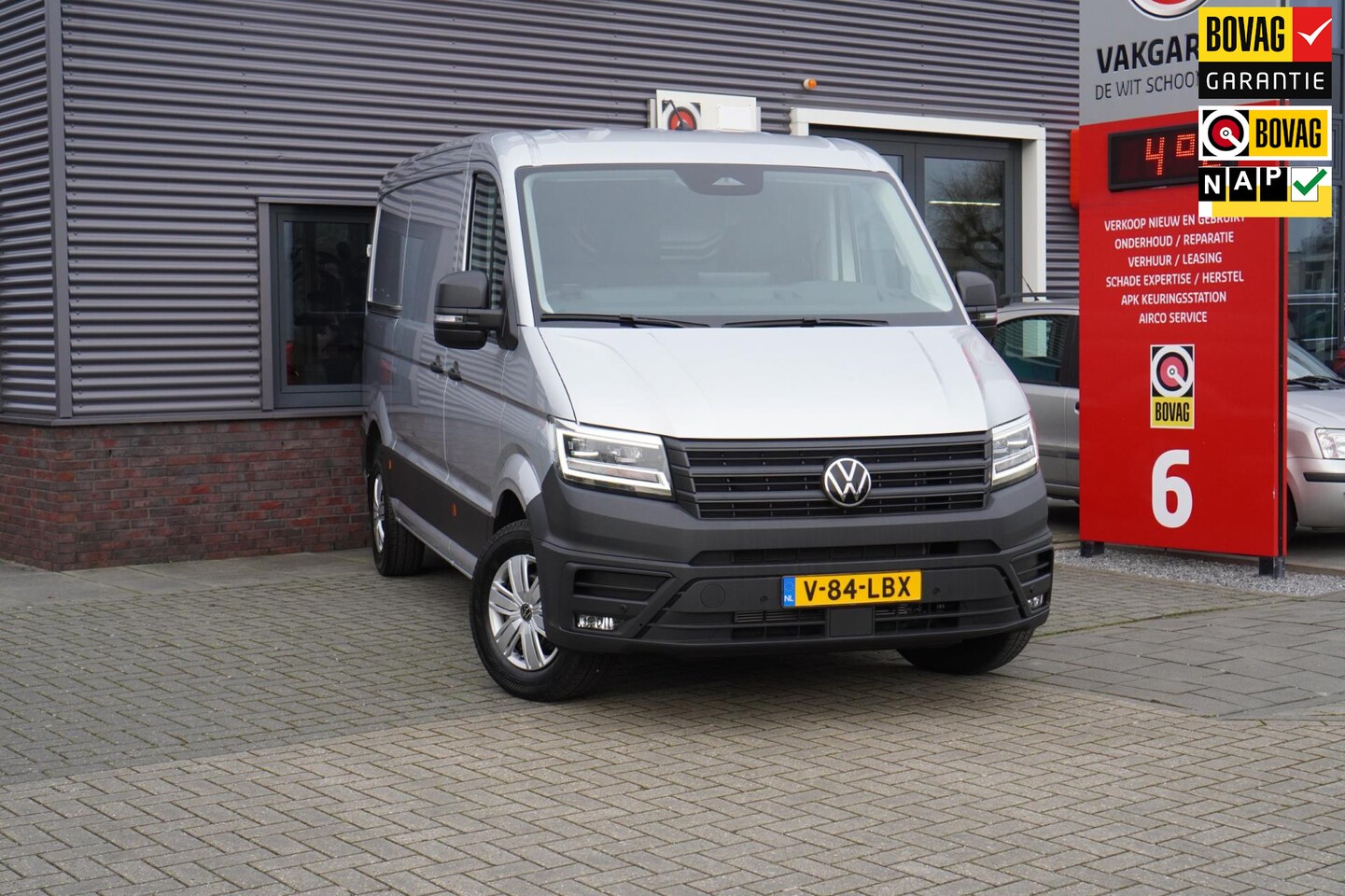 Volkswagen Crafter - 35 2.0 TDI L3H2 Trendline 35 2.0 TDI L3H2 Trendline - AutoWereld.nl