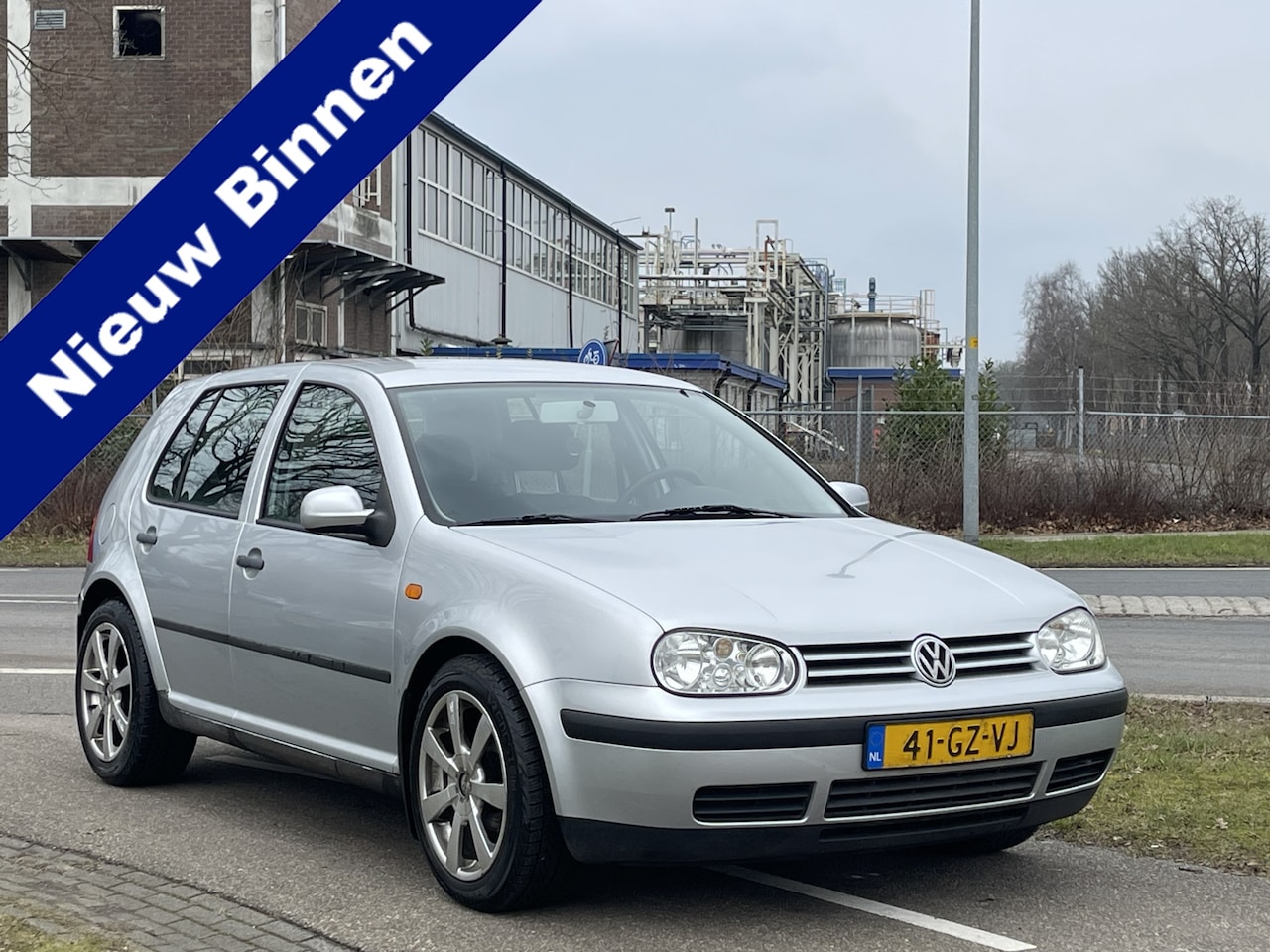 Volkswagen Golf - 1.6-16V Trendline | Airco | Trekhaak | 5 Deurs | NL & NAP - AutoWereld.nl