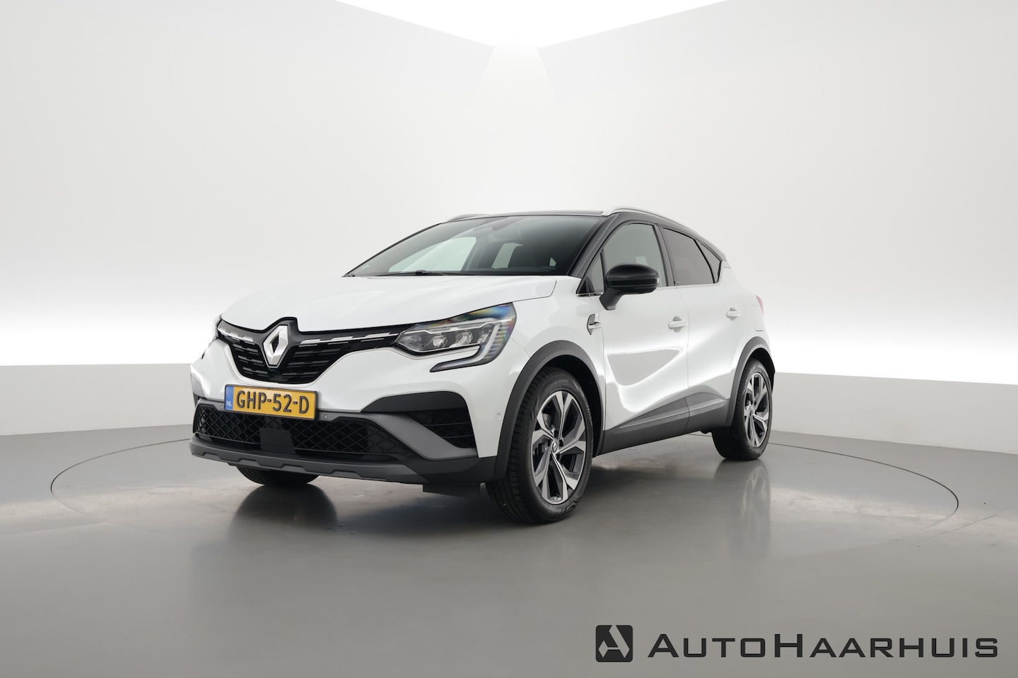 Renault Captur - 1.6 Plug-in Hybrid R.S. Line 160pk | 360cam | Adapt. Cruise | Stoel- Stuurverw. | Bose | D - AutoWereld.nl