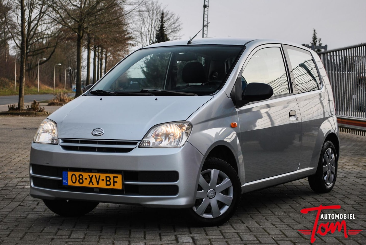 Daihatsu Cuore - 1.0-12V 100th Anniversary 1.0-12V 100th Anniversary *NIEUWE APK* - AutoWereld.nl