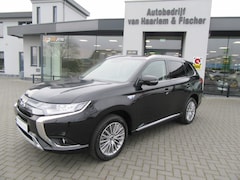 Mitsubishi Outlander - 2.4 PHEV Pure Automaat, Camera, Carplay