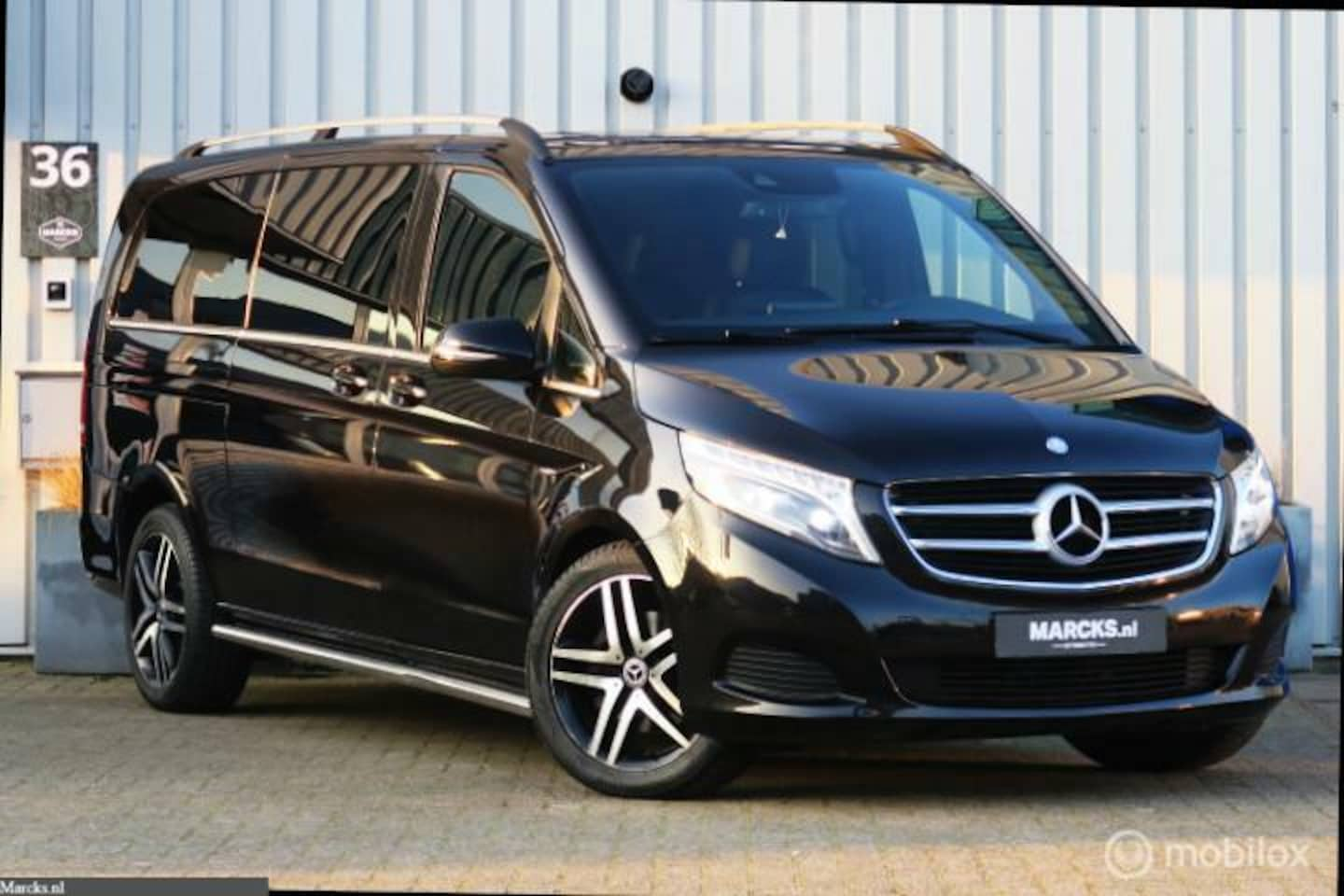 Mercedes-Benz V-klasse - 250d Extra Lang XL Dubbel cabine Avantgarde - AutoWereld.nl