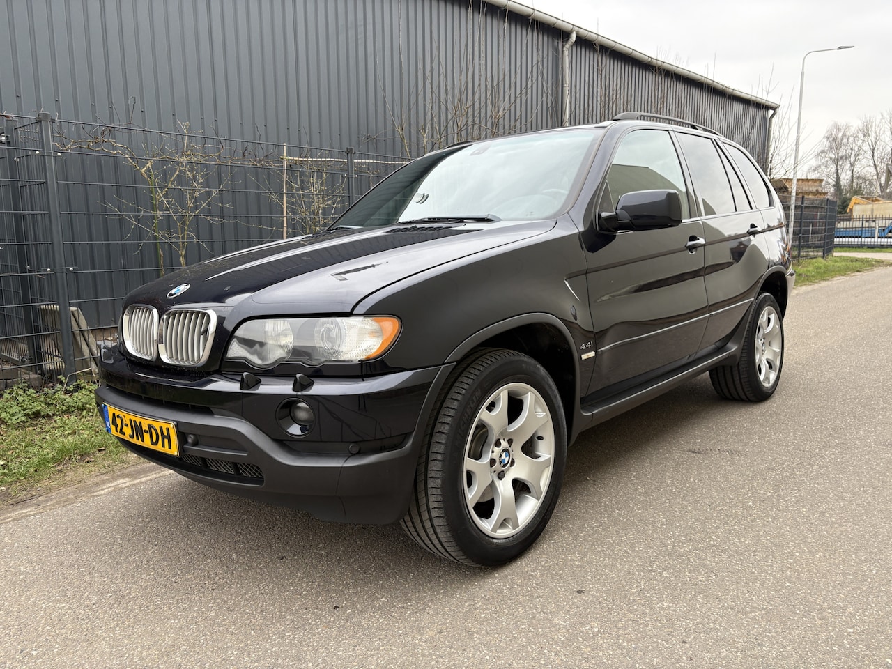 BMW X5 - 4.4i Executive / AUTOMAAT / LEER / SCHUIFDAK / YOUNGTIMER - AutoWereld.nl