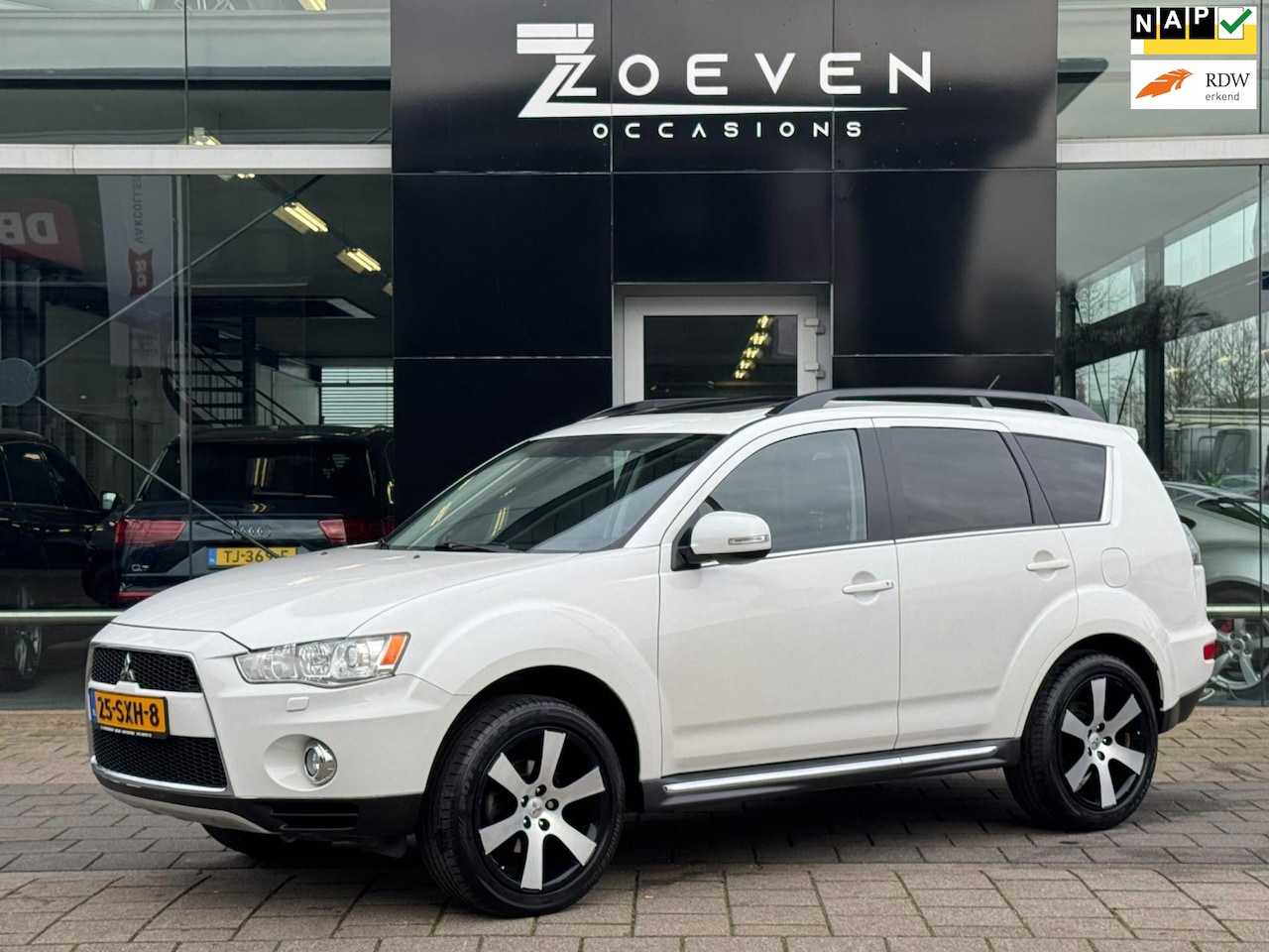 Mitsubishi Outlander - 2.0 Edition Two 2.0 Edition Two - AutoWereld.nl