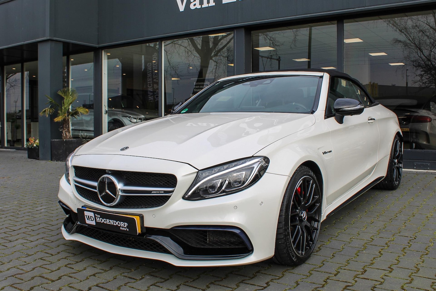 Mercedes-Benz C-klasse Cabrio - AMG 63 S NAVI XENON KEYLESS GO 510PK - AutoWereld.nl