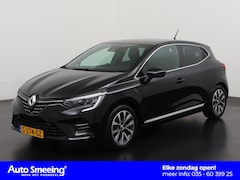 Renault Clio - 1.6 Hybrid Intens Automaat | Trekhaak | 360° Camera | Blind Spot | Navigatie | Zondag Open