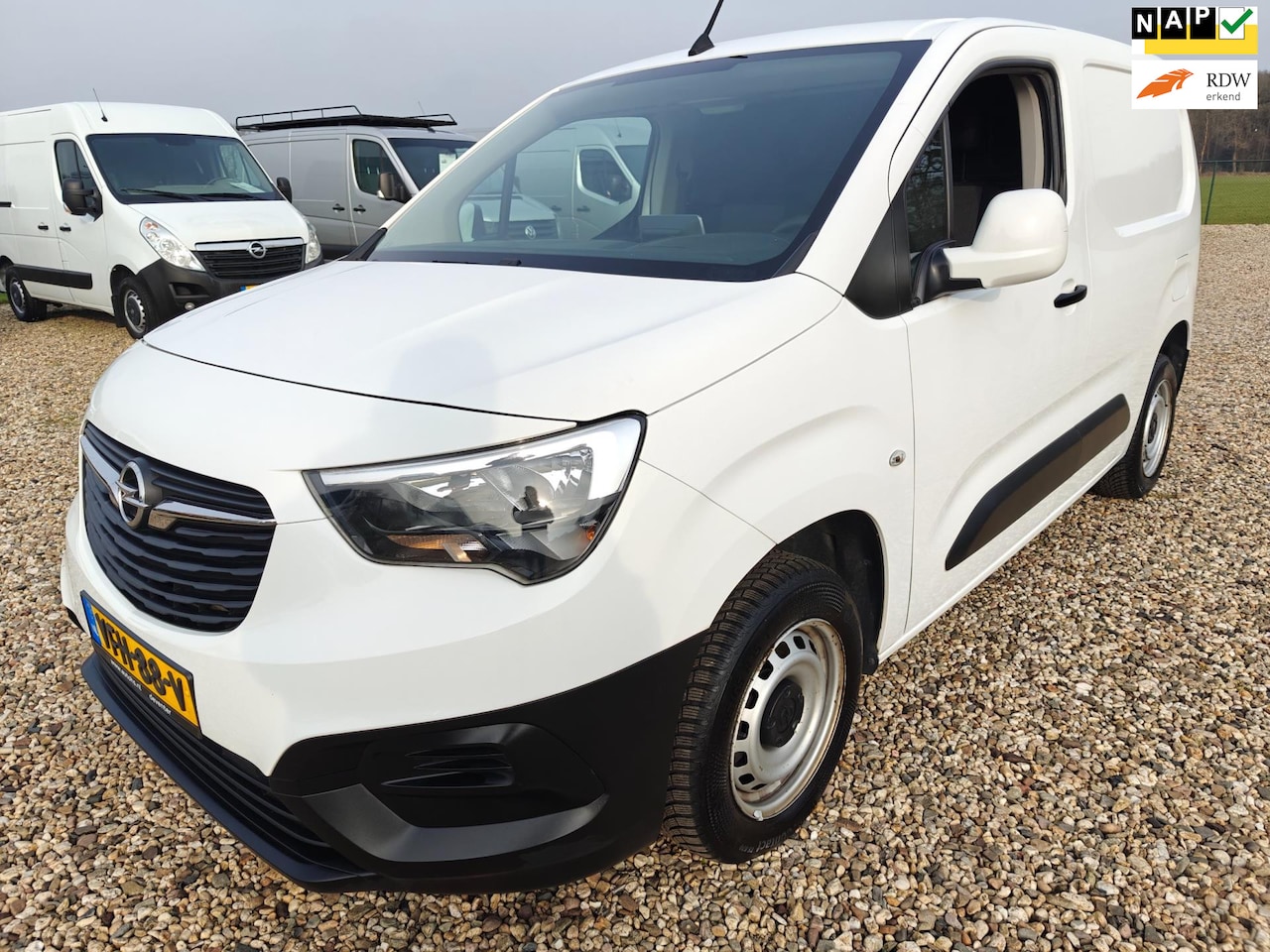 Opel Combo - 1.5D L1H1 Edition 1.5D L1H1 Edition , Euro 6 , 1e Eig. Airo , navi , apk 12-2025 , Nette bus - AutoWereld.nl