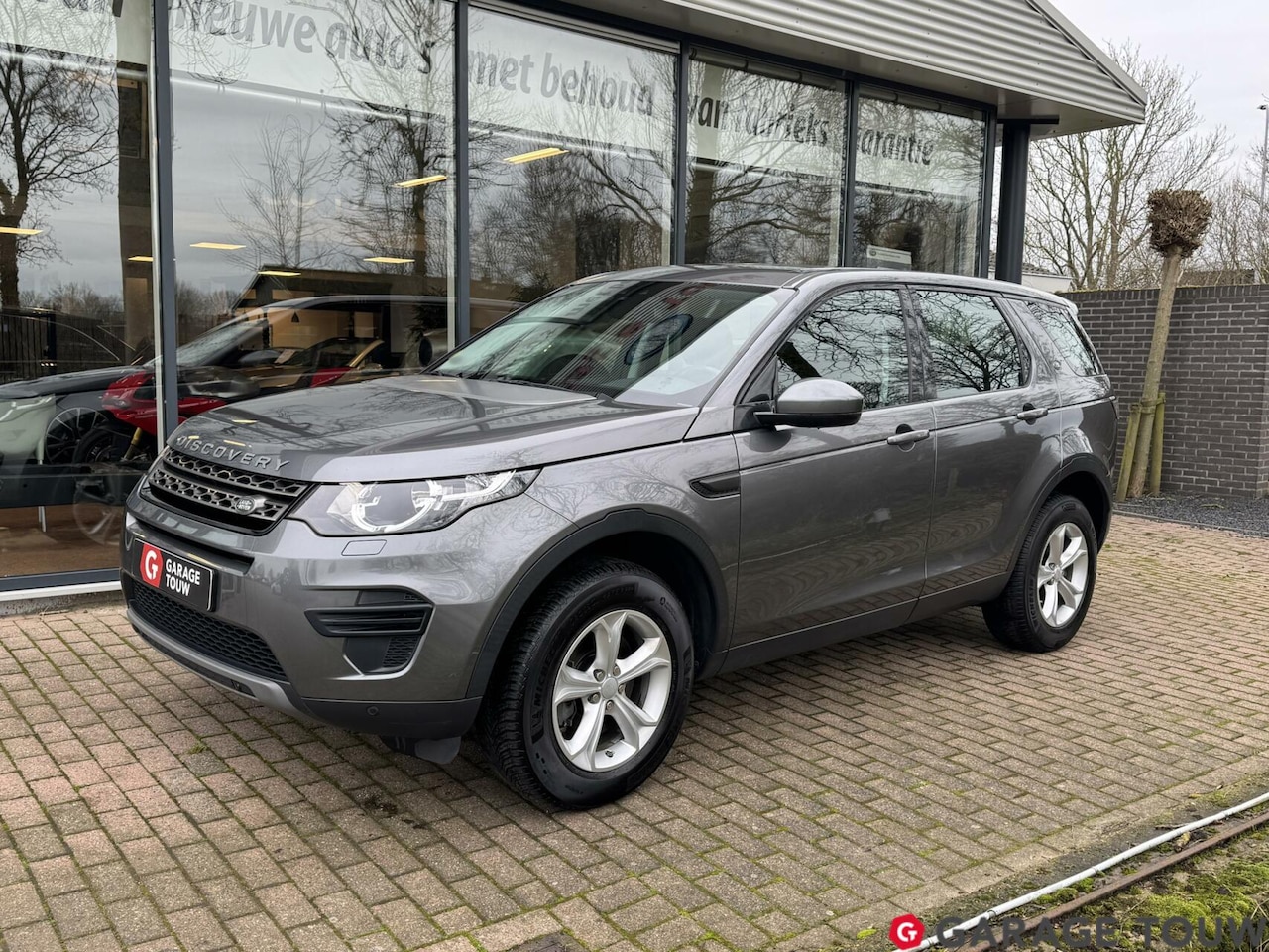 Land Rover Discovery Sport - 2.0 TD4 SE 7p 2.0 TD4 SE 7p. - AutoWereld.nl