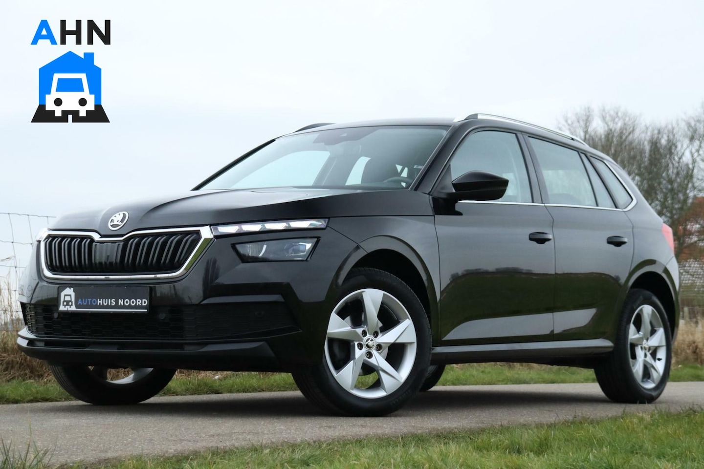 Skoda Kamiq - 1.0 TSI / 115PK! / Luxe! / DSG / ACC / Trekhaak / Navi / Carplay / Keyless / 17'! - AutoWereld.nl