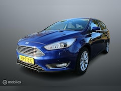 Ford Focus Wagon - Wagon. 180pk motor, Pdc, Parkeer assistent, Clima, Navi full map, Keyless entry, Getinde r