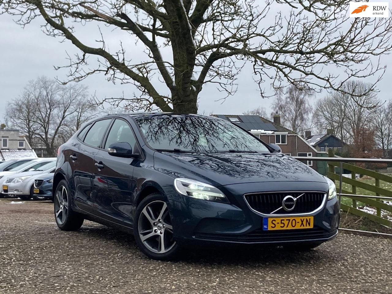 Volvo V40 - 2.0 T2 Kinetic | Clima + Cruise nu € 12.975,-!!! - AutoWereld.nl