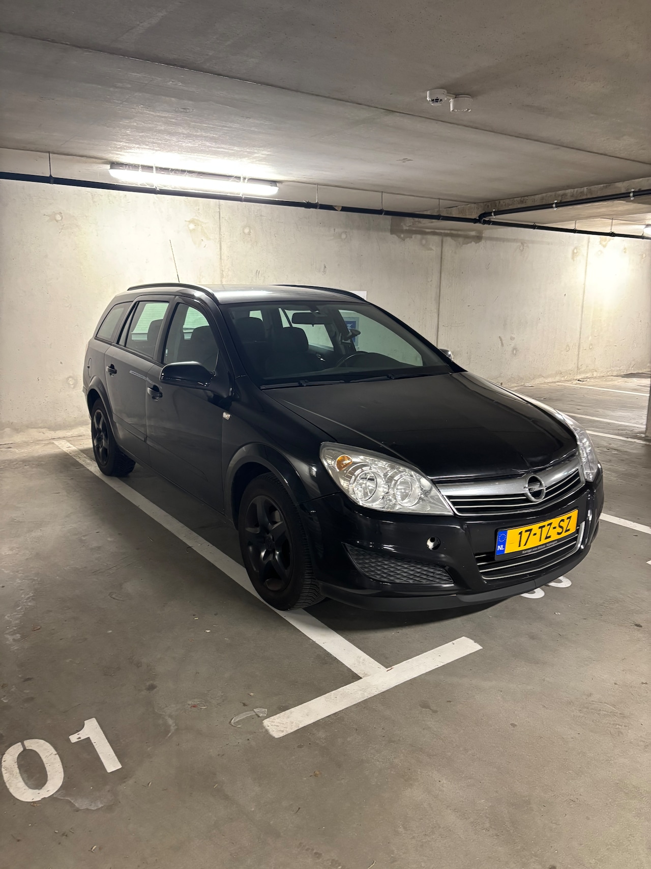 Opel Astra Wagon - 1.6 Business - AutoWereld.nl