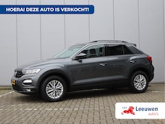 Volkswagen T-Roc - 1.5 TSI Style | Trekhaak | Adaptieve Cruise | Stoelverwarming