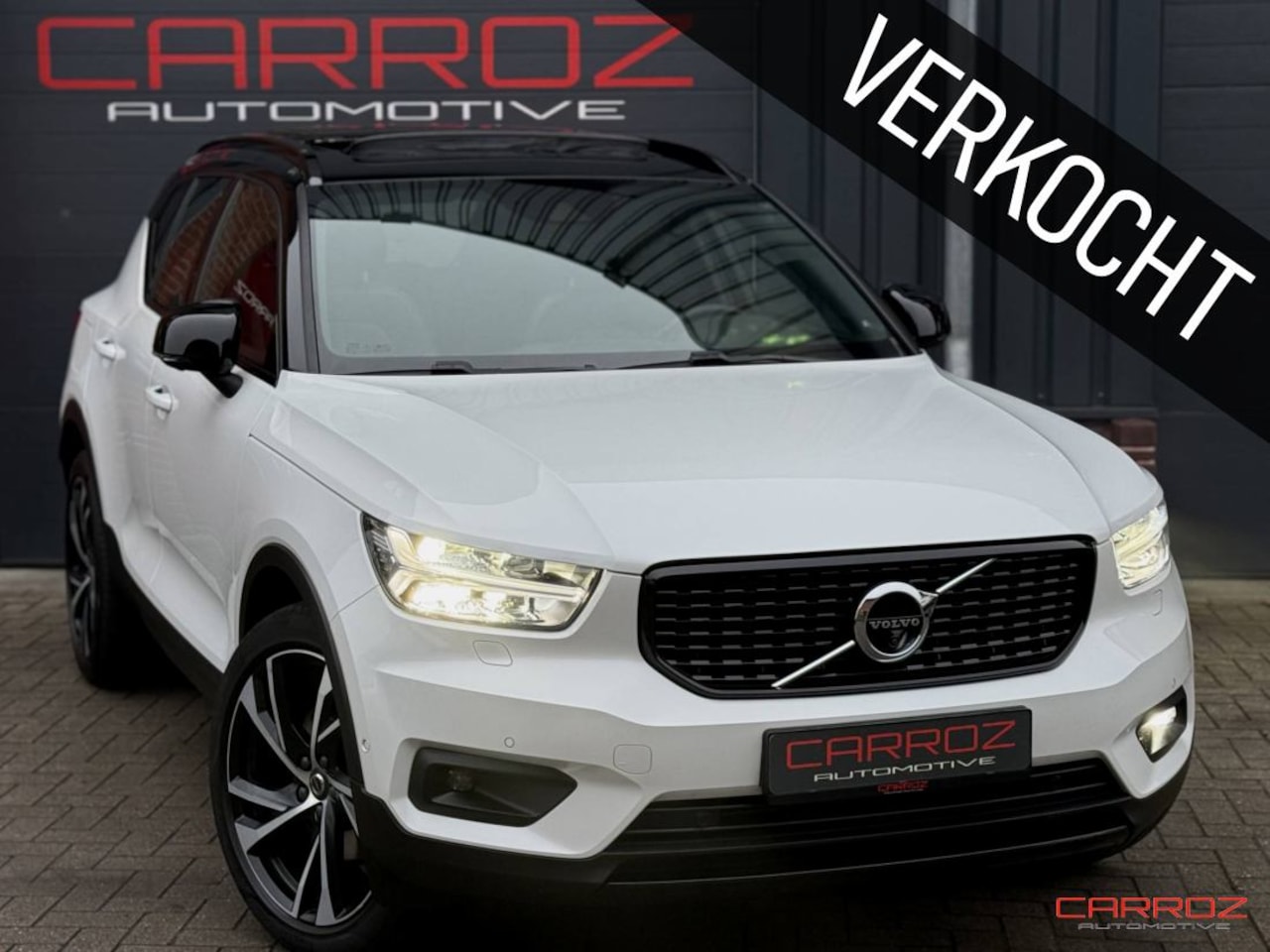 Volvo XC40 - 2.0 T5 AWD R-Design Pano - 360° ACC Trekhaak Navi Clima - AutoWereld.nl