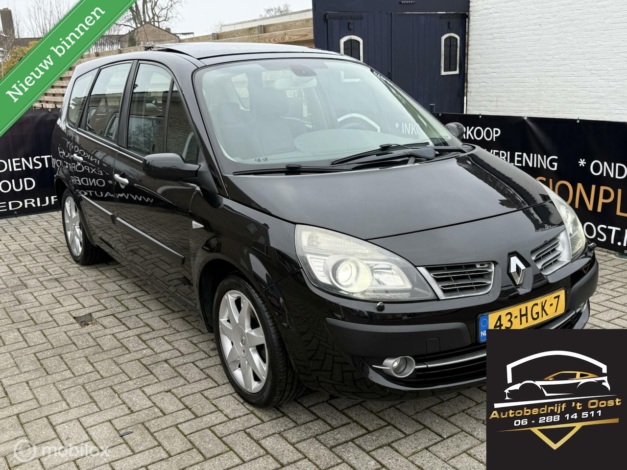 Renault Grand Scénic - 2.0-16V Tech Line 2.0-16V Tech Line, trekhaak, pano, apk - AutoWereld.nl