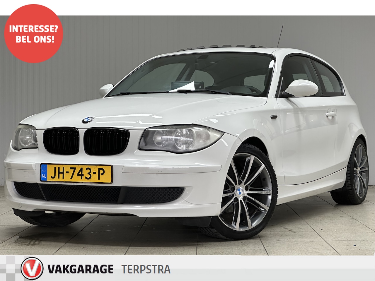 BMW 1-serie - 116i/ Elek. Schuif-kantel Dak/ 18'' LMV/ Navi/ Media-Scherm/ Elek. pakket/ Isofix/ Armsteu - AutoWereld.nl