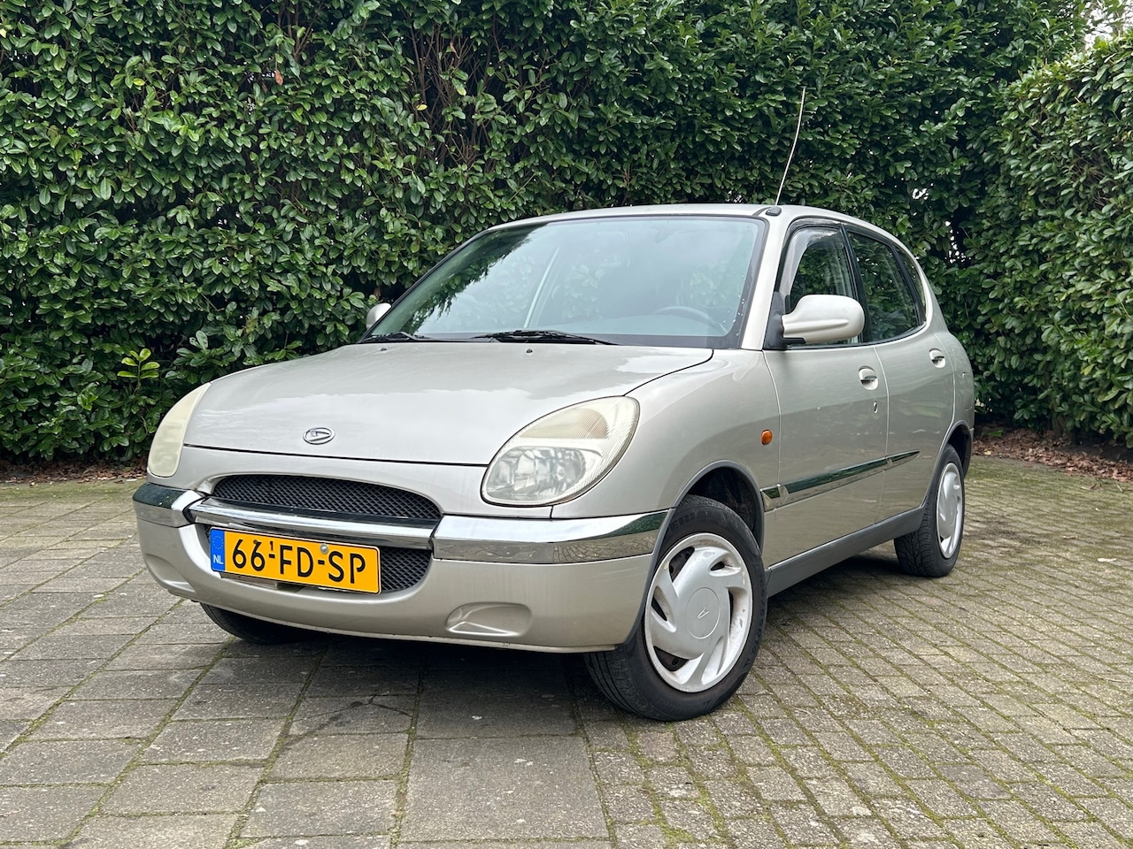 Daihatsu Sirion - 1.0-12V RTi 1.0-12V RTi - AutoWereld.nl