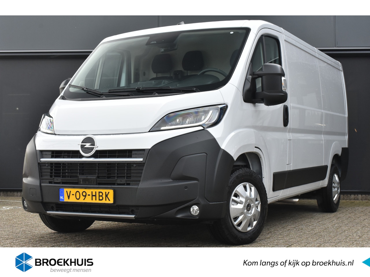 Opel Movano - 2.2D L2H1 120pk 3.0t | Trekhaak | Achteruitrijcamera | Full-LED | Dodehoek-Detectie | Airc - AutoWereld.nl