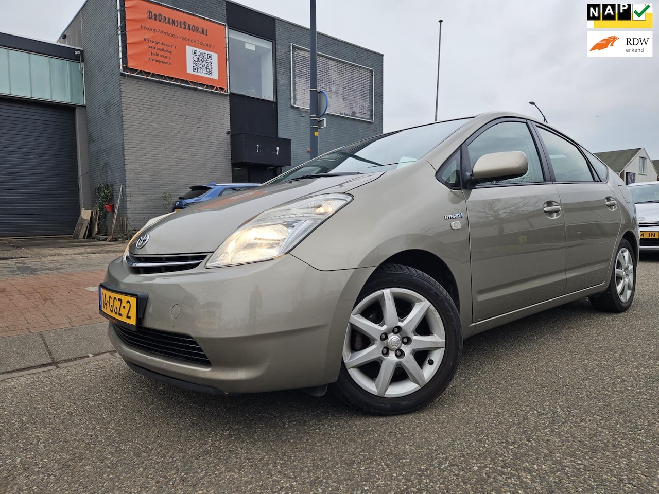 Toyota Prius - 1.5 VVT-i Comfort GARANTIE - AutoWereld.nl