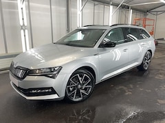 Skoda Superb Combi - 1.4 TSI iV 160kW DSG6 Sportline | Trekhaak | ACC | 360 cam | Pano |