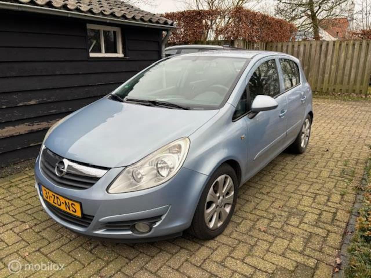 Opel Corsa - 1.4-16V Enjoy 5 Drs Airco - AutoWereld.nl