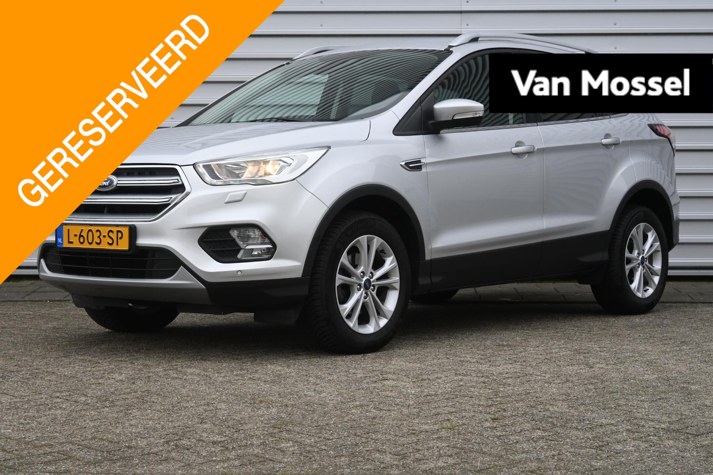 Ford Kuga - 1.5 EcoBoost Titanium 150PK | Elektrische achterklep | Winterpack | Half leder - AutoWereld.nl