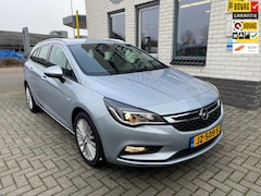 Opel Astra Sports Tourer - 1.0 Innovation / Climate Controle / Add. Cruise / Autom. achterklep / Trekhaak / PDC V+A