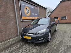 Opel Astra Sports Tourer - 1.7 CDTi Business +